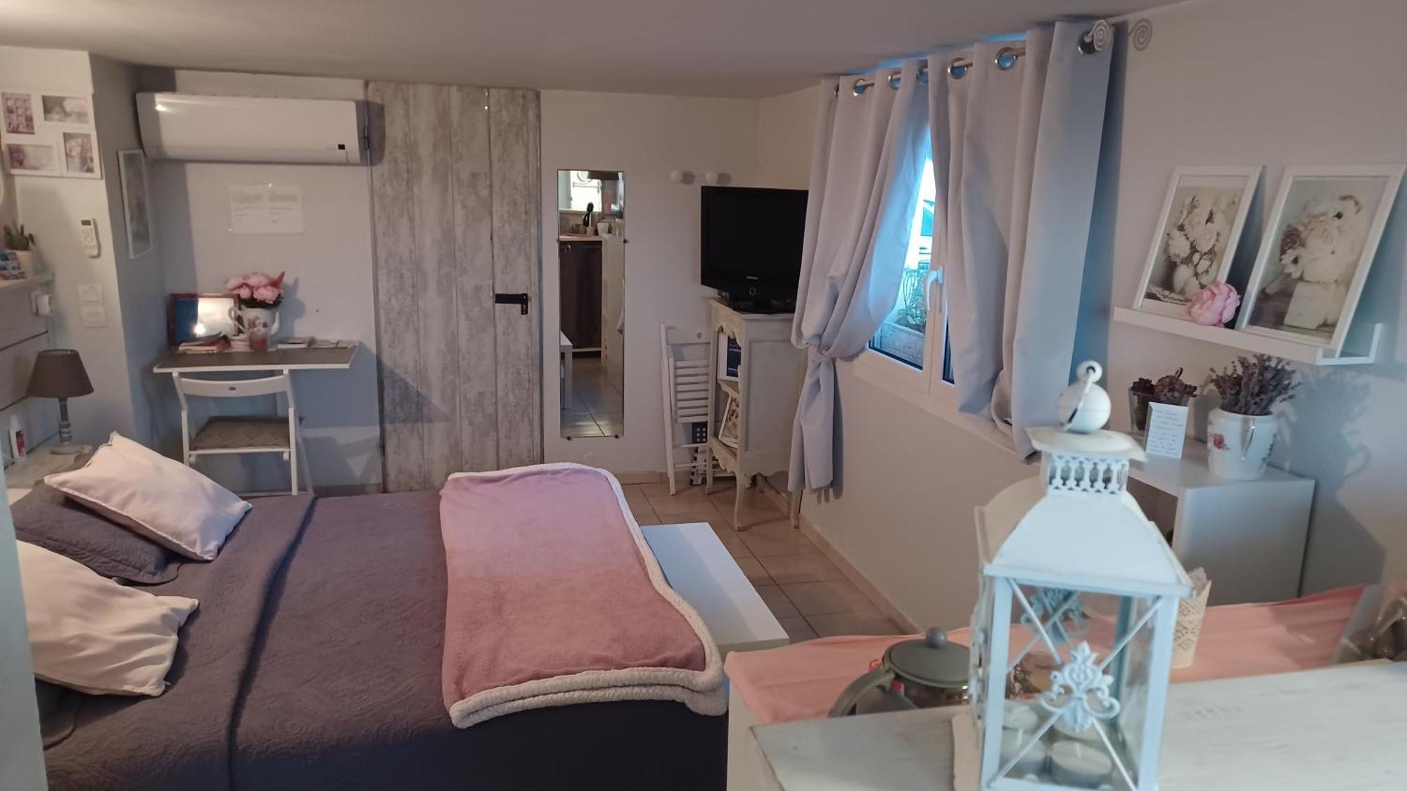 Apartmán La Tuiliere Saint-Laurent-du-Var Exteriér fotografie