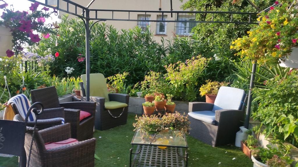 Apartmán La Tuiliere Saint-Laurent-du-Var Exteriér fotografie