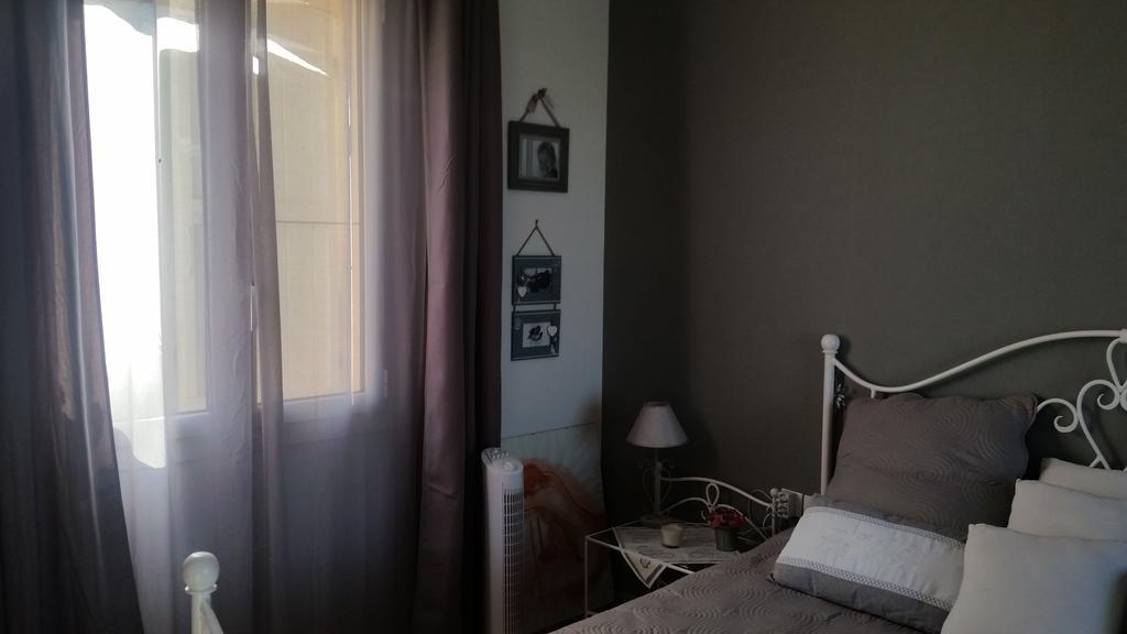 Apartmán La Tuiliere Saint-Laurent-du-Var Exteriér fotografie
