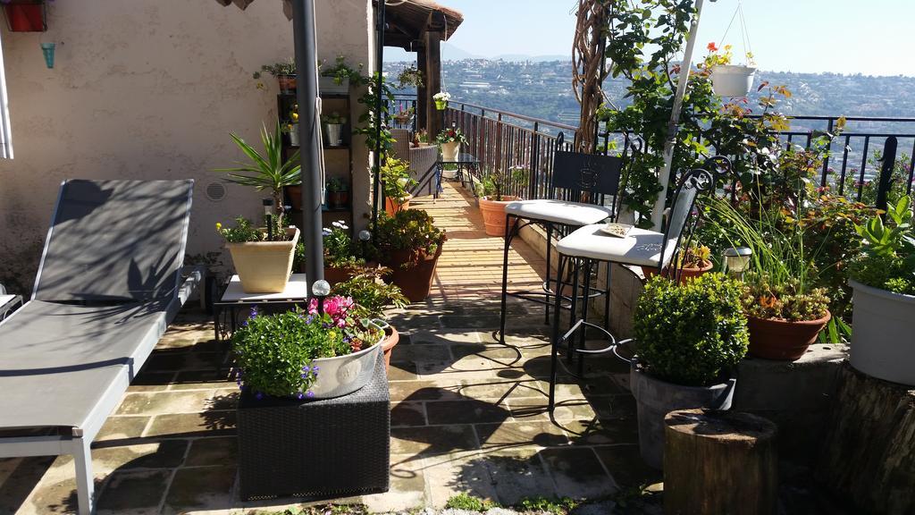 Apartmán La Tuiliere Saint-Laurent-du-Var Exteriér fotografie